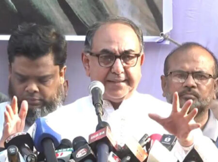 সরকারের কোলে একদল, কাঁধে আর একদল: মির্জা আব্বাস