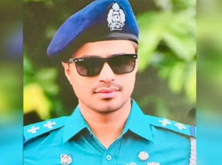 পার্কে অন্যের স্ত্রীর সঙ্গে ধরা পড়া সেই এসআই ক্লোজড