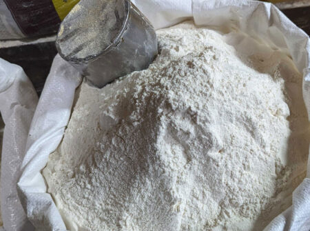 এখন আটা পাওয়া যাবে ২৪ টাকায়