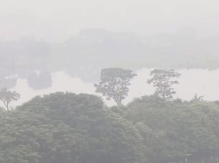 ঢাকার আকাশ সকালে ঘোলাটে ছিল কেন, জানালেন আবহাওয়াবিদ