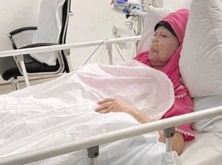 স্বাস্থ্যের উন্নতি হলেই খালেদা জিয়াকে লন্ডনে নেওয়ার প্রস্তুতি: মাহদী আমিন