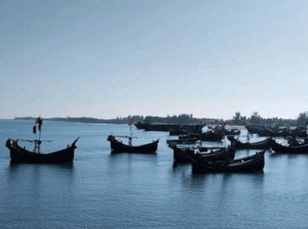 ৯ বাংলাদেশি জেলেকে তুলে নিল আরাকান আর্মি