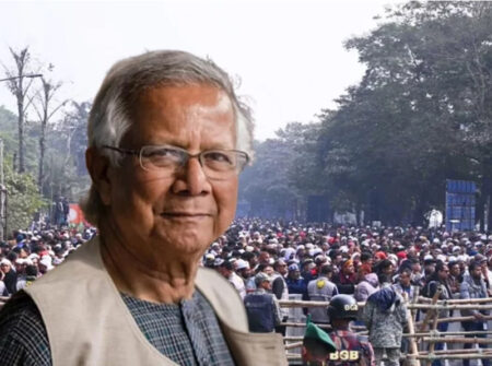খালেদা জিয়ার জানাজায় অংশ নিতে মানিক মিয়া অ্যাভিনিউয়ে প্রধান উপদেষ্টা