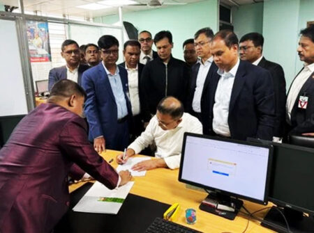 তারেক রহমানের ভোটার নিবন্ধন কার্যক্রম সম্পন্ন
