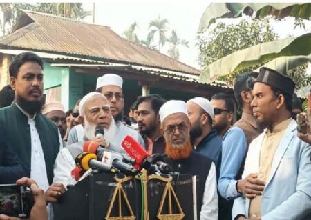 শহীদ আবু সাঈদের কবর জিয়ারত করে লড়াই অব্যাহত রাখার ঘোষণা জামায়াত আমিরের