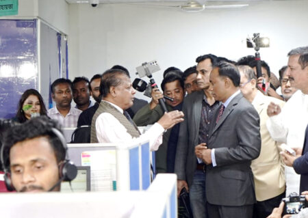 ভূমি সেবায় স্বচ্ছতা ও জবাবদিহিতা নিশ্চিতের নির্দেশ: ভূমিমন্ত্রী