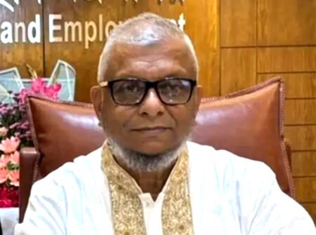 শ্রমিক হয়রানিমুক্ত সেবা দেওয়ার আহ্বান শ্রমমন্ত্রীর