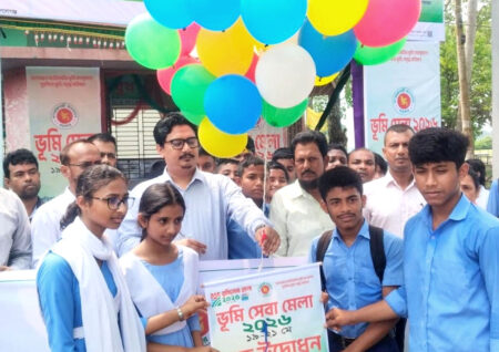 টুঙ্গিপাড়ায় তিনদিনব্যাপী ভূমিসেবা মেলা ২০২৬ শুরু