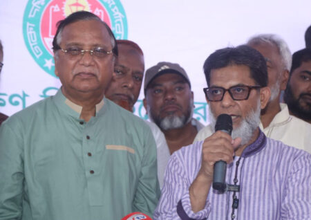 ডিএসসিসি হক আবাসিক সোসাইটি এলাকায় ১.১ কিলোমিটার রাস্তা উন্নয়ন কাজের ভিত্তিপ্রস্তর স্থাপন