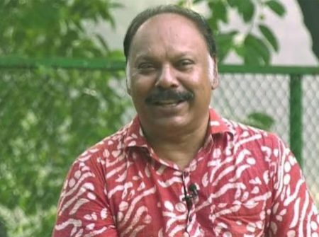 হাসপাতালে ভর্তি জাতীয় চলচ্চিত্র পুরস্কারপ্রাপ্ত গীতিকার মিল্টন খন্দকার