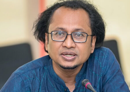 রাষ্ট্রপতির আইনি সুরক্ষা শুধু দায়িত্বকালেই, পদ ছাড়লে আইনি প্রক্রিয়ার মুখোমুখি হওয়া সম্ভব: তথ্য উপদেষ্টা