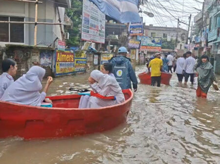 প্রধানমন্ত্রীর ফোনে বদলাল কুমিল্লার জলাবদ্ধ এইচএসসি পরীক্ষা কেন্দ্র, বাড়ল ৩০ মিনিট সময়