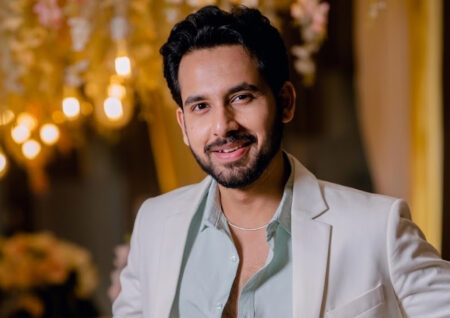 ‘ঘুম দুর্লভ, চিন্তা সহজলভ্য’—জেল থেকে ফিরে কী ইঙ্গিত দিলেন জাহের আলভী?