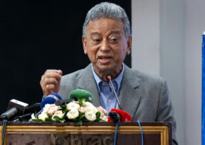 শিক্ষায় জিডিপির ৫ শতাংশ বরাদ্দ দেবে সরকার: আমির খসরু