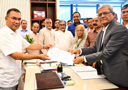 রাষ্ট্রপতি পদে মির্জা ফখরুলের মনোনয়নপত্র দাখিল