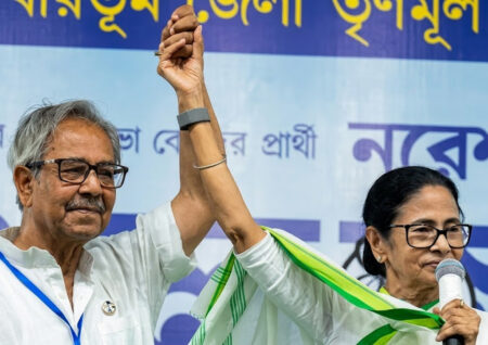 তৃণমূল কার্যালয় থেকে সাবেক ডেপুটি স্পিকার আশিস ব্যানার্জির মরদেহ উদ্ধার