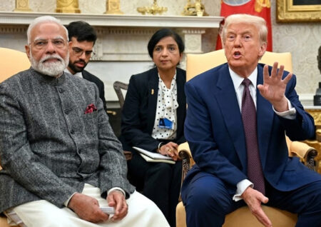 মোদীর অনুরোধ ছিল প্রশ্ন নয়, ট্রাম্পের এক কথাতেই বদলে গেল বৈঠকের চিত্র