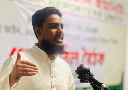 সরকার আরও ভালো আইন আনার কথা বলে এখন উল্টো পথে পা বাড়িয়েছে: আখতার হোসেন
