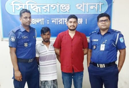 সিদ্ধিরগঞ্জে সন্ত্রাসবিরোধী মামলায় ছাত্রলীগ-তাতীলীগের দুই নেতা গ্রেপ্তার 