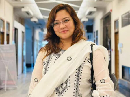 ফেসবুকে ব্যক্তিগত তথ্য ফাঁস, নিরাপত্তা চেয়ে ঢাবি শিক্ষক মোনামীর জিডি