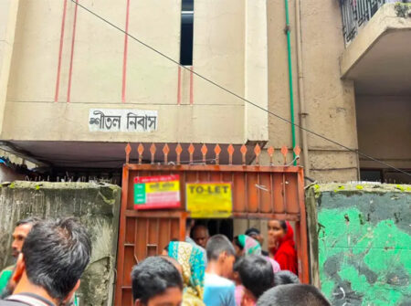 কলাবাগানে স্ত্রী-শাশুড়িকে হত্যার পর থানায় আত্মসমর্পণ যুবকের