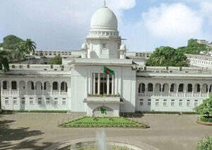 তিন বিচারিক কর্মকর্তাকে মন্ত্রীর একান্ত সচিব পদায়ন, বৈধতা নিয়ে প্রশ্ন