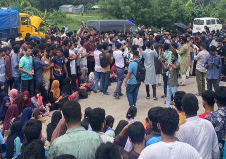‘অপ্রতীম হত্যার বিচার চাই’, ঢাকা-চট্টগ্রাম মহাসড়কে শিক্ষার্থীদের বিক্ষোভ