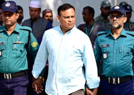 ‘গুলি করে পেট চিরে সিমেন্টের বস্তা বেঁধে নদীতে ফেলতেন’—ট্রাইব্যুনালে মাঝির সাক্ষ্য