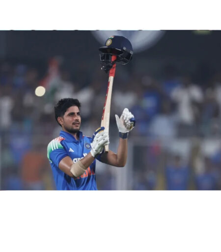 গিলের ২২৩ রানে রেকর্ড গড়ে ভারতের অবিশ্বাস্য জয়