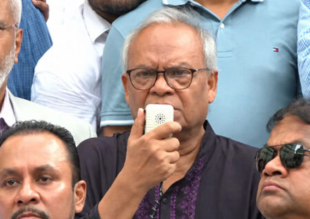 কোনো নৈরাজ্য-অপরাধকে প্রশ্রয় দেবেন না প্রধানমন্ত্রী: রিজভী