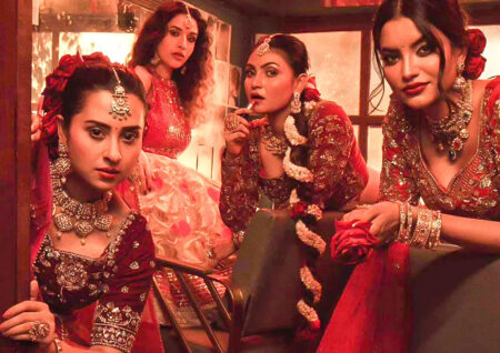 এবার ওটিটিতে আসছে ‘প্রেশার কুকার’
