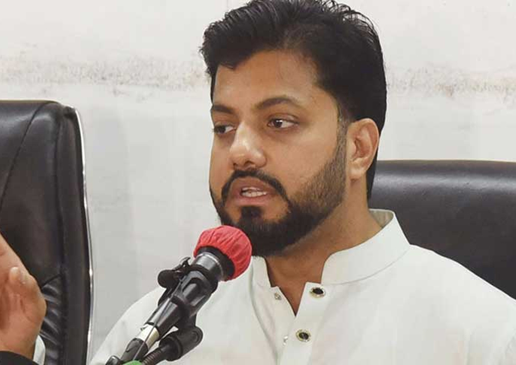 দল চায়নি, বিশেষ কারণে পদত্যাগ করতে হচ্ছে: ইশরাক হোসেন
