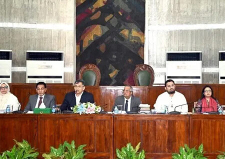 তত্ত্বাবধায়ক সরকারব্যবস্থা পরিবর্তনে গণভোটের বিধান আসছে: স্বরাষ্ট্রমন্ত্রী